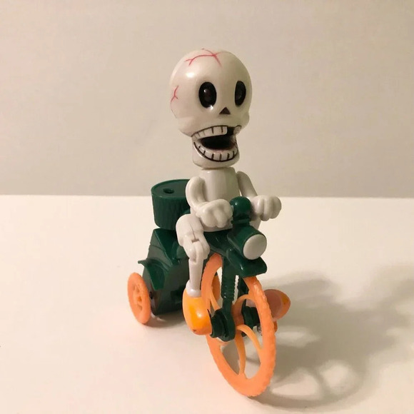 Halloween Plastic Skeleton Riding Bicycle Bike Lollipop Candy Holder Wind Up Toy - Picture 6 of 10